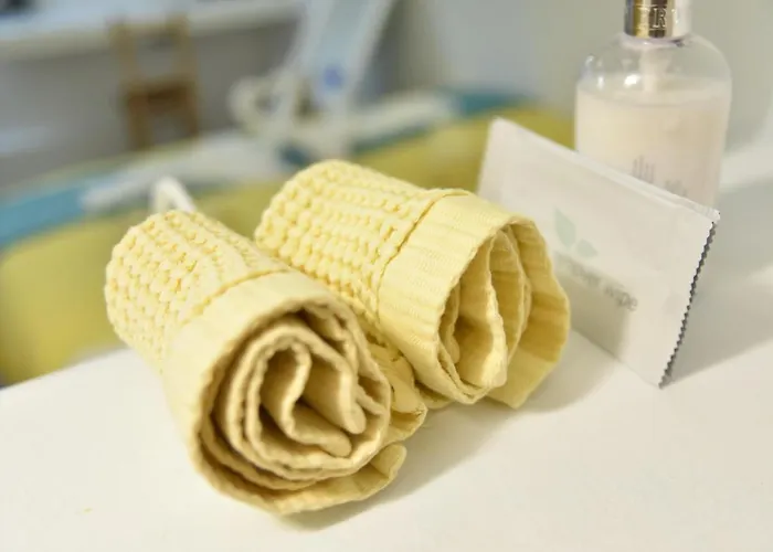 Maria Paradeiso * Imerovigli (Santorini)